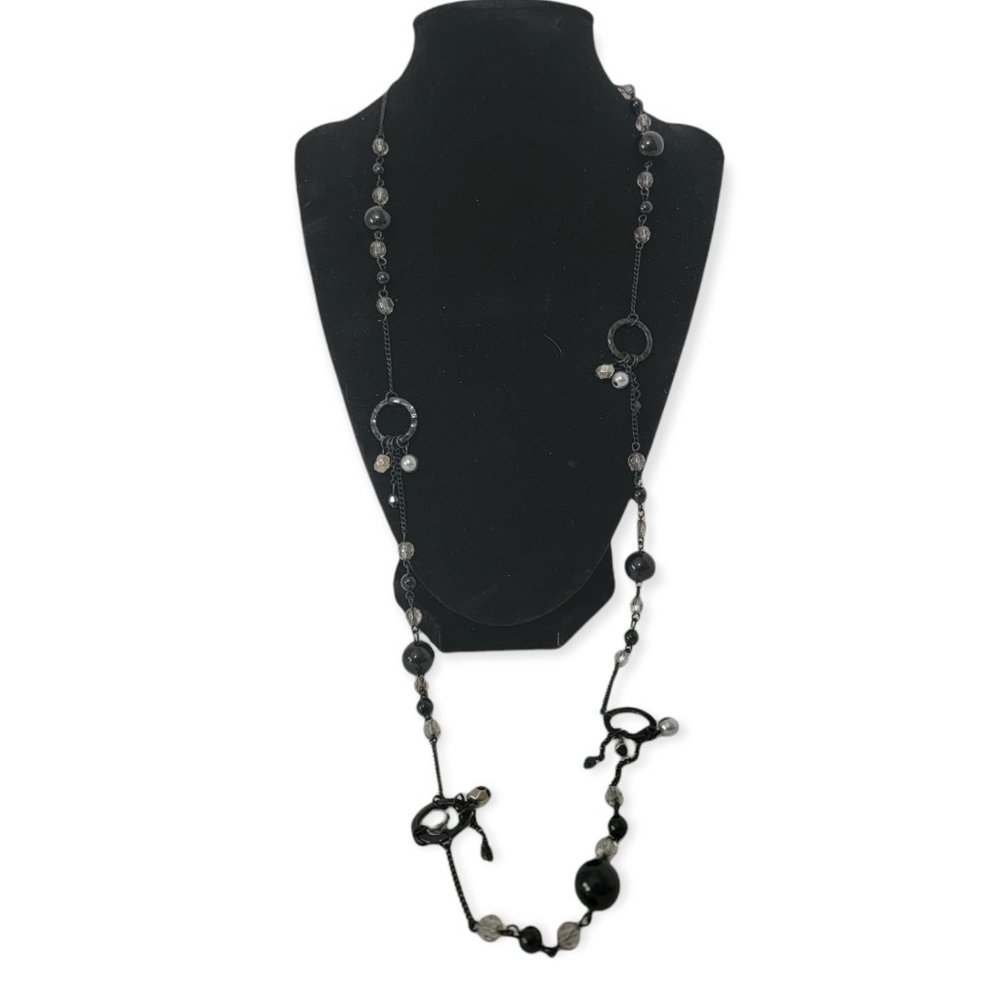 Elegant black bead dropdown fashion necklace